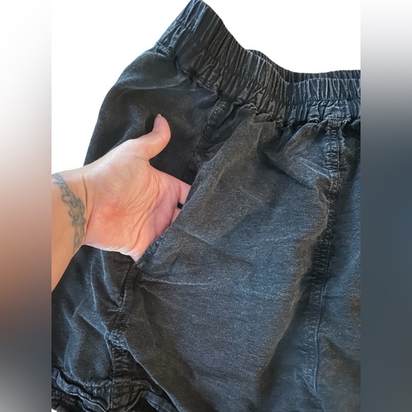 Free People Get Free Poplin Pull on Shorts | Medium - Picture 4 of 6